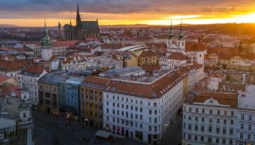 sergey-guk-fFYsjHflCX4-unsplash